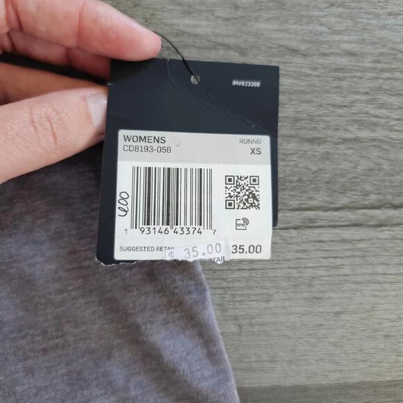 NWT Nike Running Tank - Picture 3 of 6